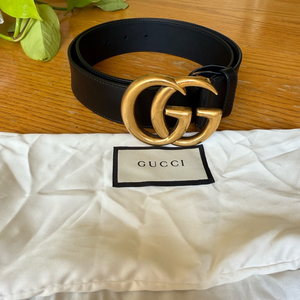 Gucci Black and Gold Women's Belt - Picture 1 of 4